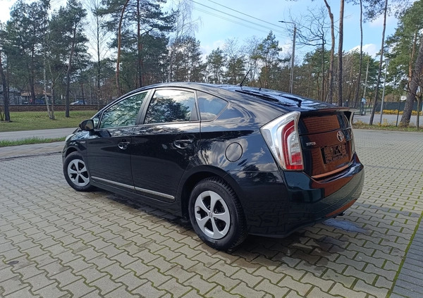 Toyota Prius cena 38500 przebieg: 192000, rok produkcji 2012 z Warszawa małe 46